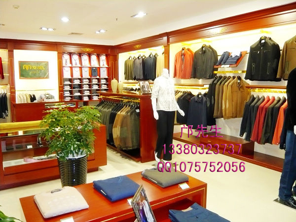 男装展示柜图片
