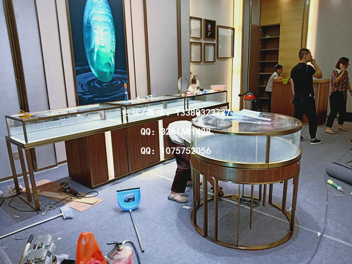 珠宝展柜制作如何进行色彩搭配