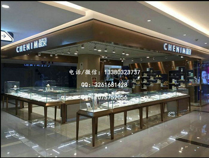 不同形状的不锈钢珠宝展柜特点