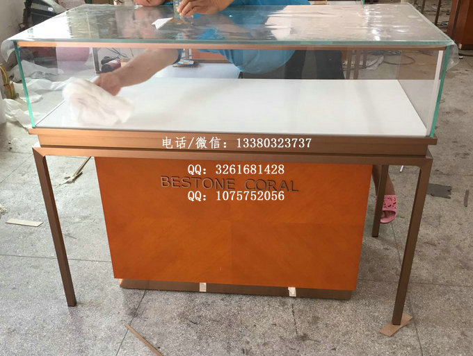 珠宝展柜图片 珠宝展柜图片