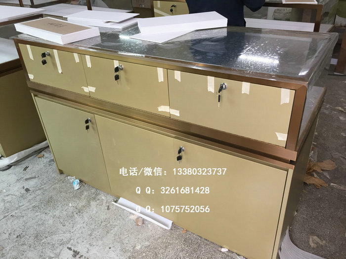 珠宝展柜图片
