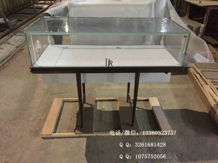 珠宝展示柜