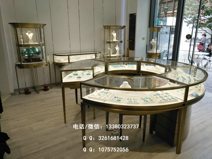 卡地亚珠宝展柜