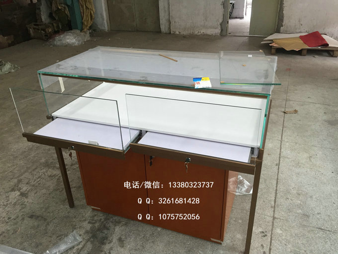 如何才能完美的设计出个性化的珠宝展柜