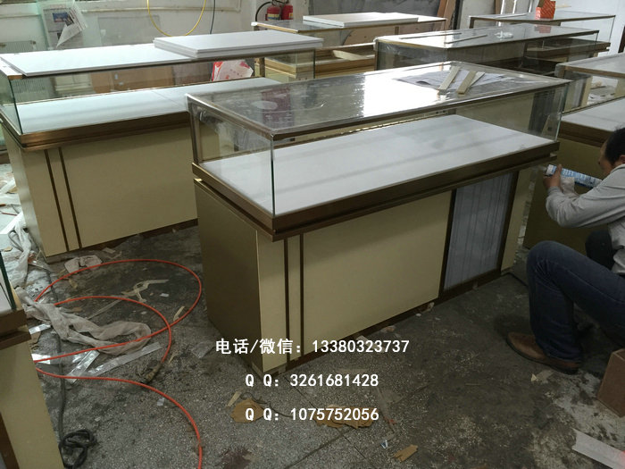 珠宝展示柜