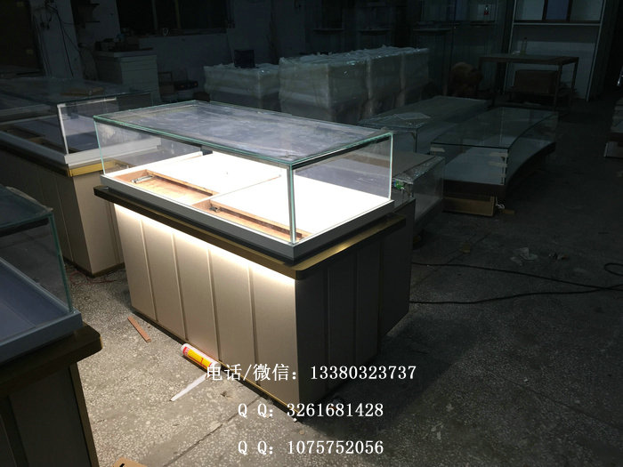 展柜制作品质比价格更重要
