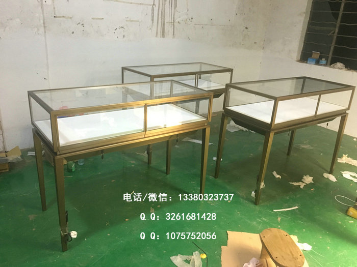 展柜设计制作的重要因素
