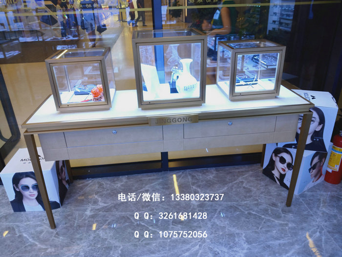 眼镜店展柜