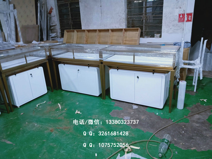珠宝展示柜