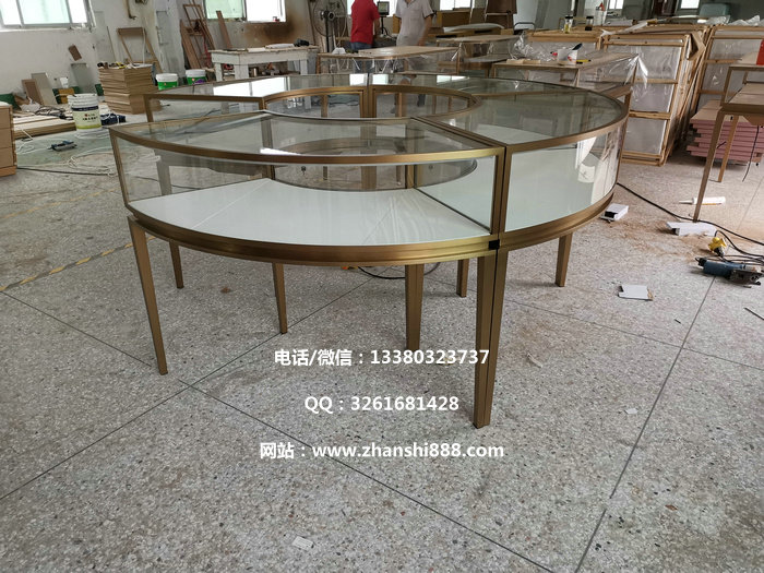 弧形不锈钢珠宝展柜