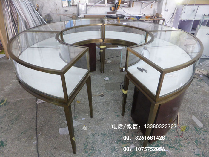 珠宝柜台